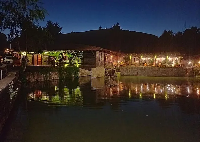 мотел-механа старата воденица Котел